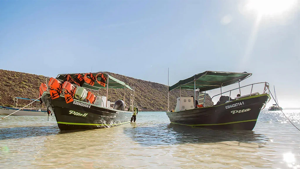 Embarcaciones de Pitas en la playa